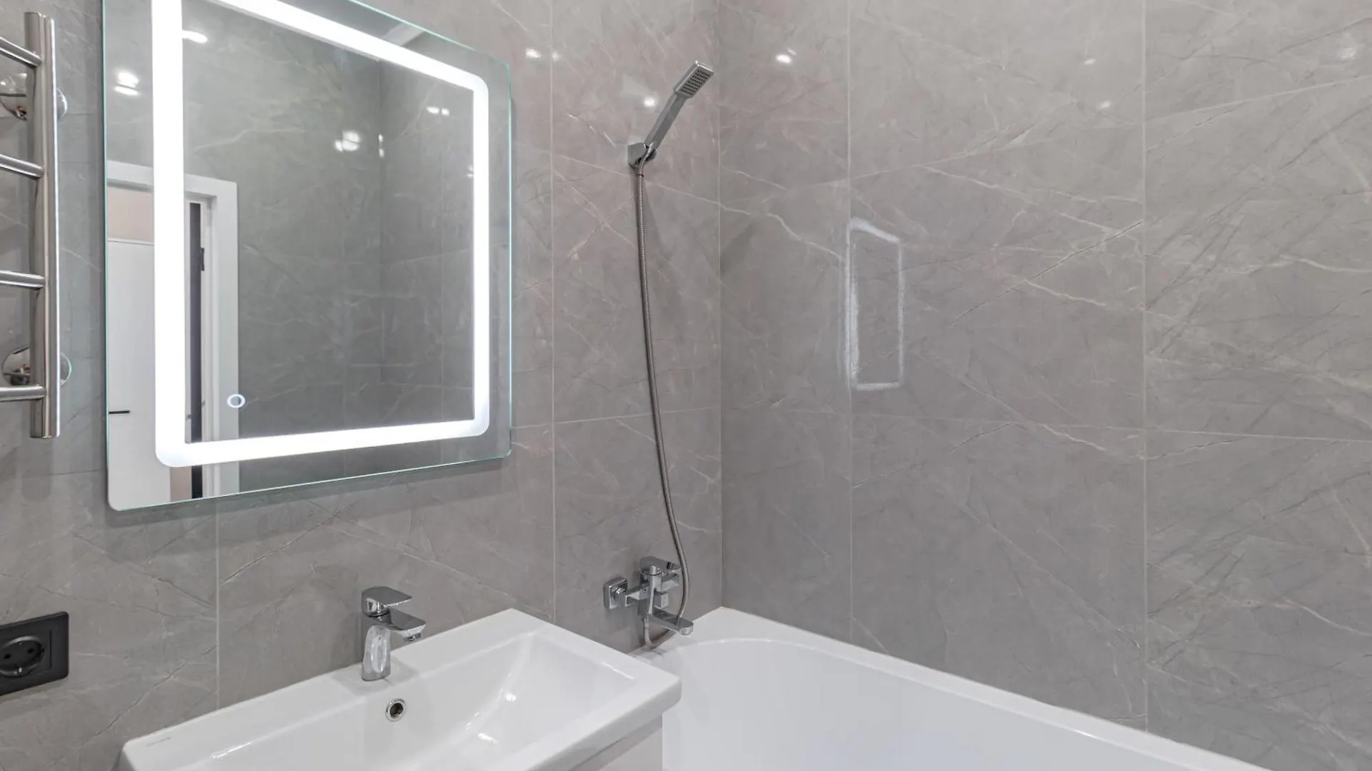Бухар Жырау Apartments Nur-Sultan